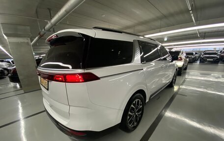 KIA Carnival, 2020 год, 3 900 000 рублей, 20 фотография