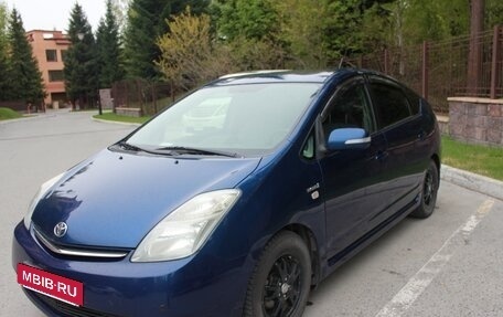 Toyota Prius, 2008 год, 830 000 рублей, 4 фотография