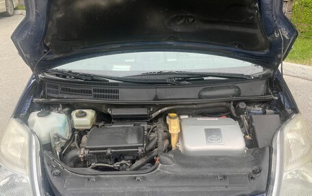 Toyota Prius, 2008 год, 830 000 рублей, 32 фотография