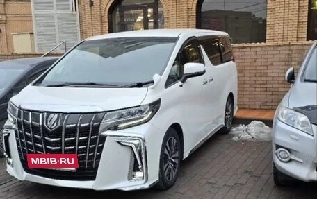 Toyota Alphard III, 2018 год, 4 750 000 рублей, 6 фотография