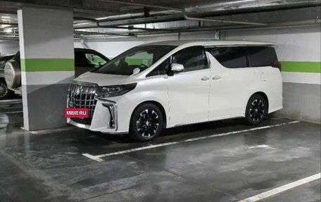 Toyota Alphard III, 2018 год, 4 750 000 рублей, 5 фотография
