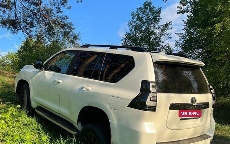 Toyota Land Cruiser Prado 150 рестайлинг 2, 2020 год, 5 685 000 рублей, 11 фотография