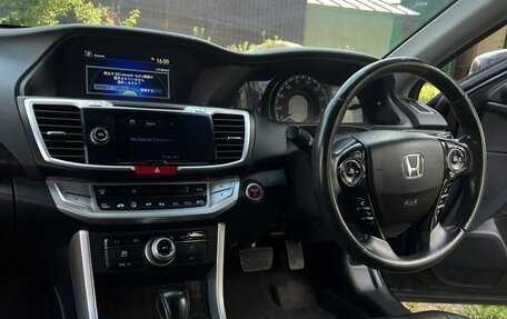 Honda Accord IX рестайлинг, 2013 год, 1 650 000 рублей, 19 фотография