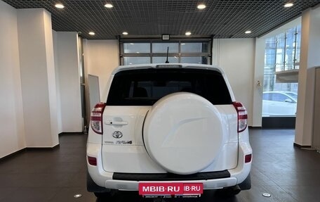 Toyota RAV4, 2010 год, 1 365 000 рублей, 4 фотография