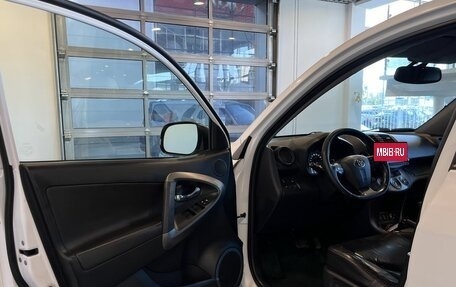 Toyota RAV4, 2010 год, 1 365 000 рублей, 18 фотография