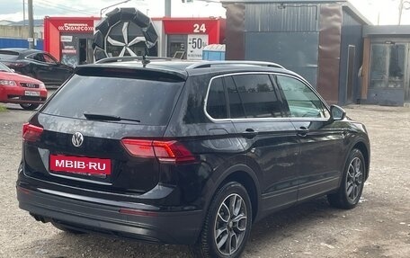Volkswagen Tiguan II, 2019 год, 2 080 000 рублей, 4 фотография