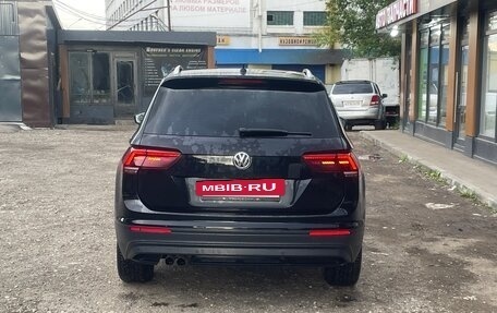 Volkswagen Tiguan II, 2019 год, 2 080 000 рублей, 5 фотография