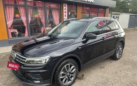 Volkswagen Tiguan II, 2019 год, 2 080 000 рублей, 12 фотография