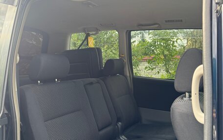 Toyota Voxy II, 2007 год, 970 000 рублей, 6 фотография