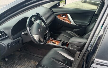 Toyota Camry, 2008 год, 1 150 000 рублей, 8 фотография