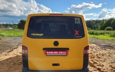 Volkswagen Transporter T5 рестайлинг, 2006 год, 1 300 000 рублей, 4 фотография