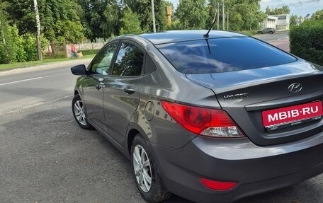 Hyundai Solaris II рестайлинг, 2013 год, 710 000 рублей, 1 фотография