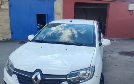 Renault Logan II, 2019 год, 800 000 рублей, 4 фотография