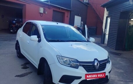 Renault Logan II, 2019 год, 800 000 рублей, 2 фотография