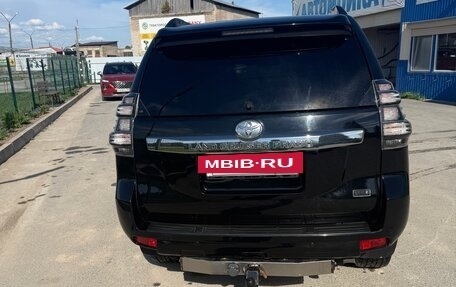 Toyota Land Cruiser Prado 150 рестайлинг 2, 2016 год, 3 790 000 рублей, 5 фотография