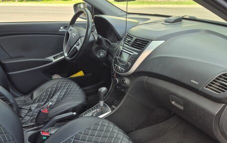 Hyundai Solaris II рестайлинг, 2013 год, 710 000 рублей, 10 фотография