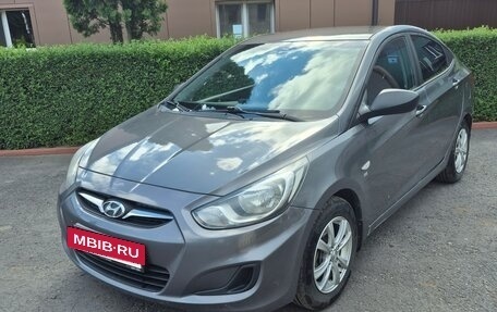 Hyundai Solaris II рестайлинг, 2013 год, 710 000 рублей, 11 фотография