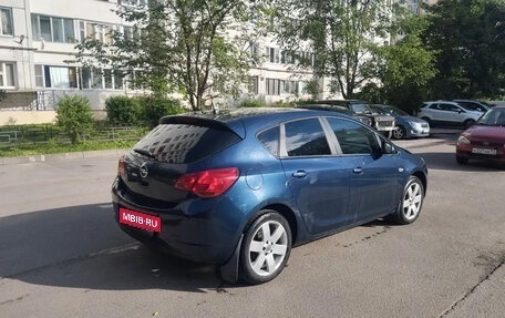 Opel Astra J, 2011 год, 720 000 рублей, 4 фотография