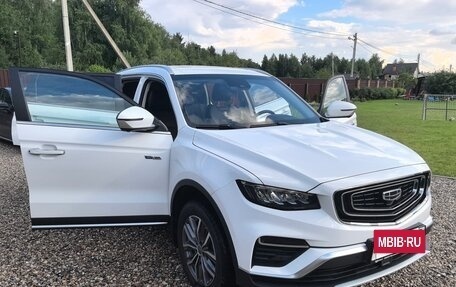Geely Atlas, 2022 год, 1 900 000 рублей, 3 фотография