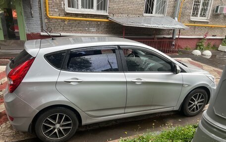 Hyundai Solaris II рестайлинг, 2014 год, 750 000 рублей, 2 фотография