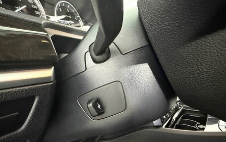 BMW 5 серия, 2010 год, 1 980 000 рублей, 16 фотография
