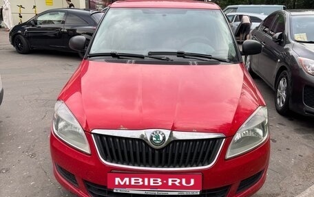 Skoda Fabia II, 2013 год, 450 000 рублей, 7 фотография