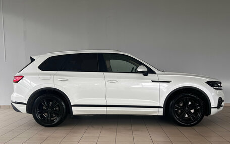 Volkswagen Touareg III, 2020 год, 4 100 000 рублей, 3 фотография