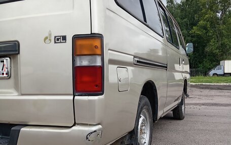 Nissan Urvan III, 1999 год, 650 000 рублей, 6 фотография