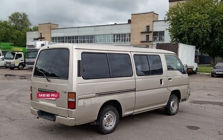 Nissan Urvan III, 1999 год, 650 000 рублей, 2 фотография