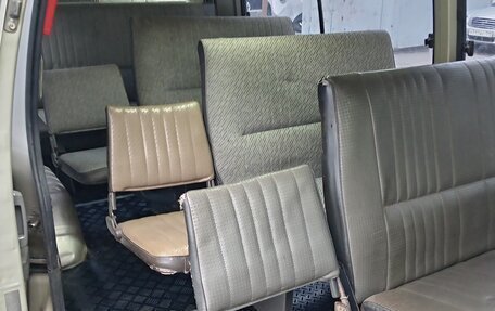 Nissan Urvan III, 1999 год, 650 000 рублей, 18 фотография