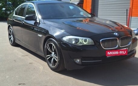 BMW 5 серия, 2011 год, 1 350 000 рублей, 3 фотография