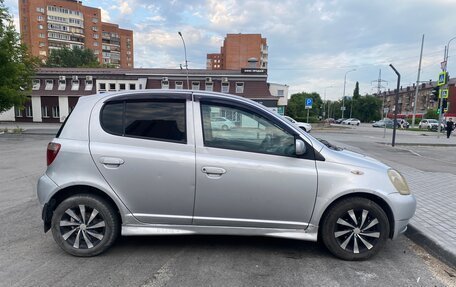 Toyota Vitz, 2000 год, 280 000 рублей, 3 фотография