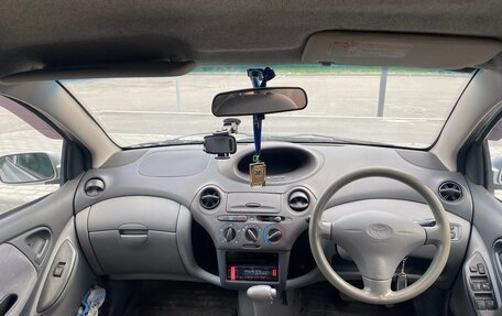 Toyota Vitz, 2000 год, 280 000 рублей, 5 фотография