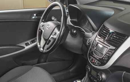 Hyundai Solaris II рестайлинг, 2013 год, 899 000 рублей, 11 фотография