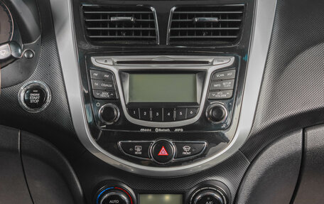 Hyundai Solaris II рестайлинг, 2013 год, 899 000 рублей, 16 фотография