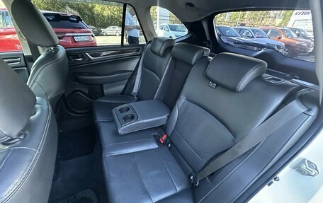 Subaru Outback IV рестайлинг, 2015 год, 1 999 000 рублей, 29 фотография