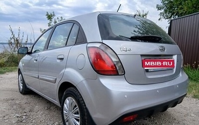 KIA Rio II, 2010 год, 650 000 рублей, 1 фотография