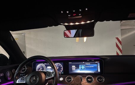 Mercedes-Benz E-Класс, 2018 год, 3 300 000 рублей, 12 фотография