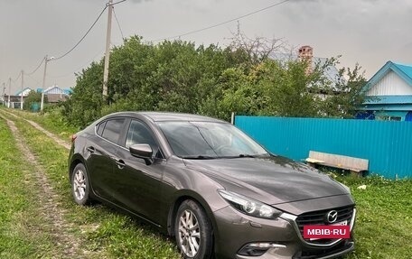 Mazda 3, 2017 год, 1 450 000 рублей, 2 фотография