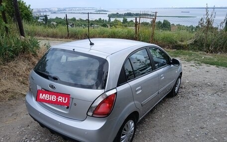 KIA Rio II, 2010 год, 650 000 рублей, 2 фотография