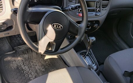 KIA Rio II, 2010 год, 650 000 рублей, 13 фотография