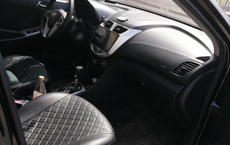 Hyundai Solaris II рестайлинг, 2013 год, 705 000 рублей, 7 фотография