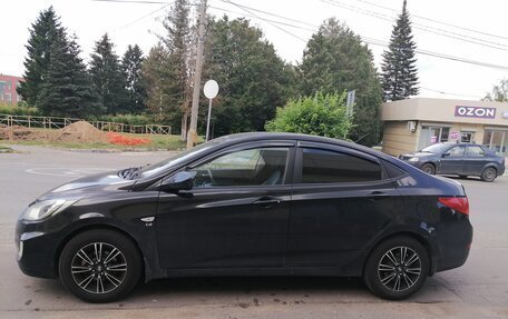 Hyundai Solaris II рестайлинг, 2013 год, 705 000 рублей, 17 фотография
