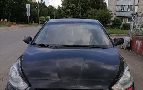 Hyundai Solaris II рестайлинг, 2013 год, 705 000 рублей, 16 фотография