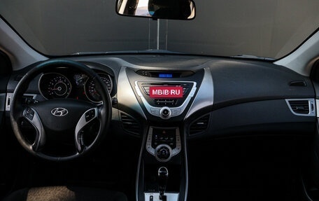 Hyundai Elantra V, 2011 год, 667 000 рублей, 10 фотография