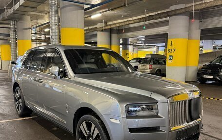 Rolls-Royce Cullinan, 2020 год, 25 200 000 рублей, 18 фотография