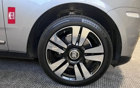 Rolls-Royce Cullinan, 2020 год, 25 200 000 рублей, 12 фотография