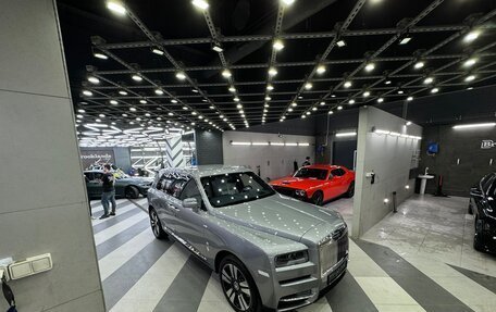 Rolls-Royce Cullinan, 2020 год, 25 200 000 рублей, 22 фотография
