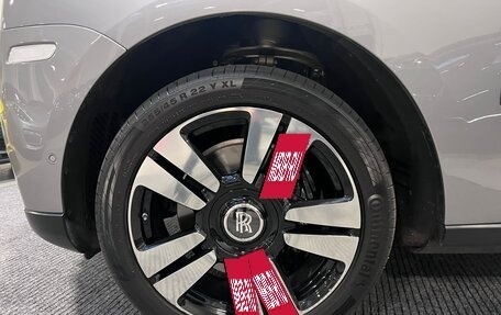 Rolls-Royce Cullinan, 2020 год, 25 200 000 рублей, 16 фотография