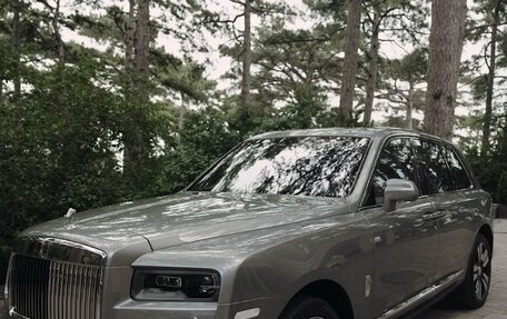 Rolls-Royce Cullinan, 2020 год, 25 200 000 рублей, 27 фотография